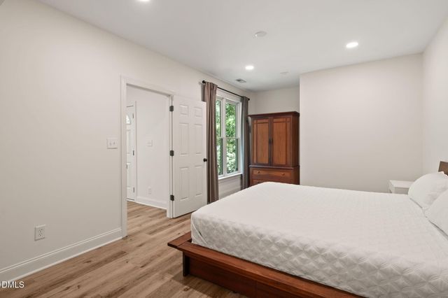 1932 Pleasant Forest Way, Wake Forest, NC 27587