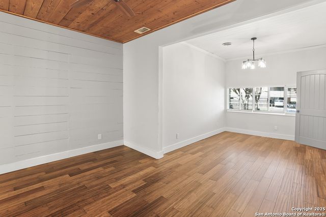 138 Perry Ct Apt 2, San Antonio, TX 78209