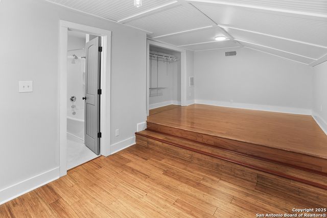 138 Perry Ct Apt 2, San Antonio, TX 78209