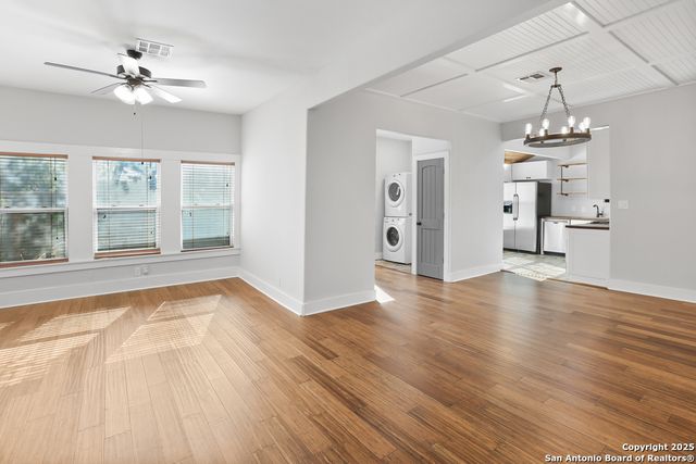 138 Perry Ct Apt 2, San Antonio, TX 78209