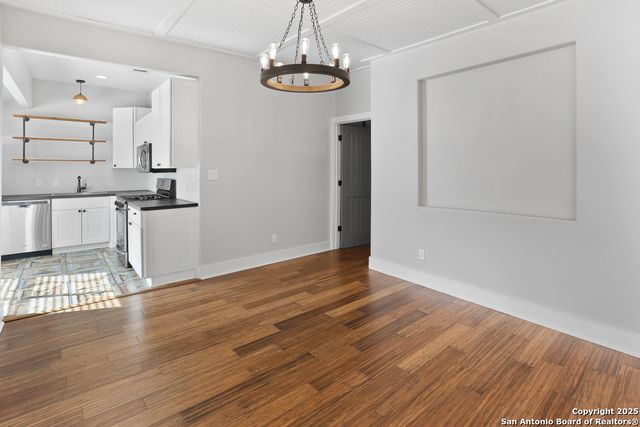 138 Perry Ct Apt 2, San Antonio, TX 78209