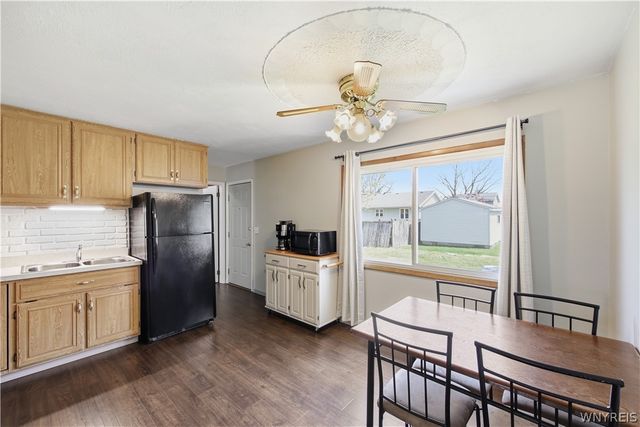 1331 102nd Street, Niagara Falls, NY 14304