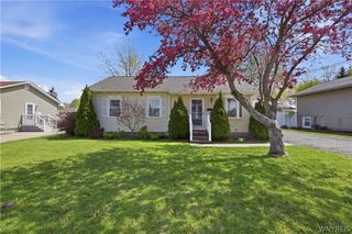 1331 102nd Street, Niagara Falls, NY 14304