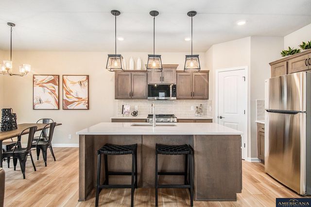 5409 N 182 Street, Elkhorn, NE 68022