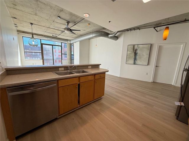 115 W Peachtree NW Place 419, Atlanta, GA 30313