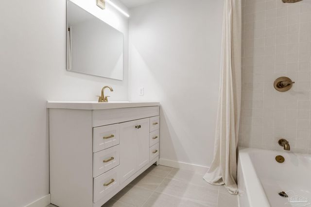 3132 Birdseye Cir, Gulf Breeze, FL 32563