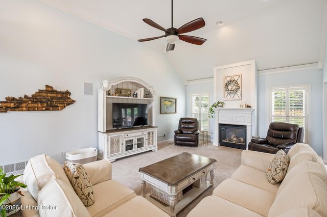 13122 Willow Forest Dr, Louisville, KY 40245