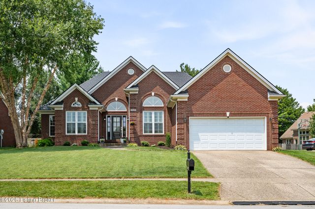 13122 Willow Forest Dr, Louisville, KY 40245
