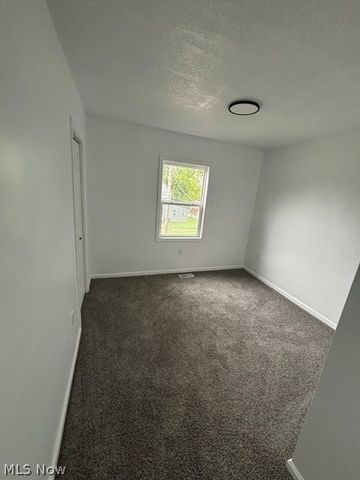 137 Gilbert, Niles, OH 44446