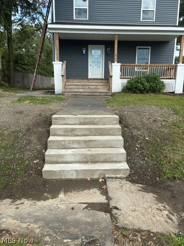 137 Gilbert, Niles, OH 44446