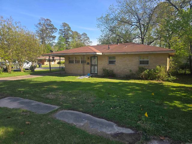 1700 W 31st Avenue, Pine Bluff, AR 71603