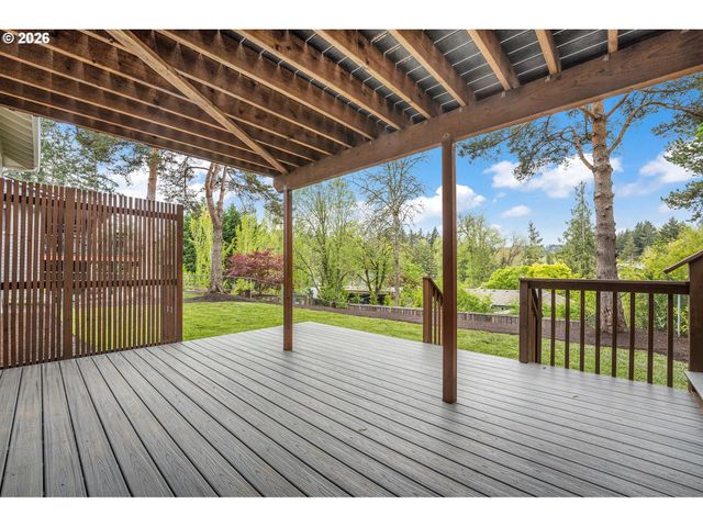 2157 WEMBLEY Pl, Lake Oswego, OR 97034