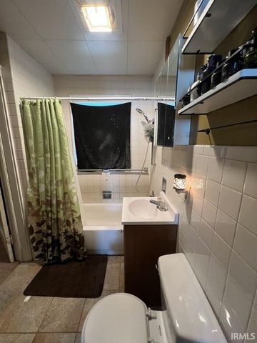 1122 S 21st Street, New Castle, IN 47362