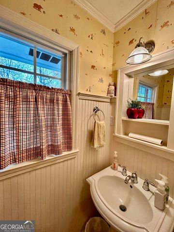 1014 E COLLEGE Street, Griffin, GA 30224