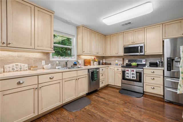 5724 County Road 3451, Clarksville, AR 72830