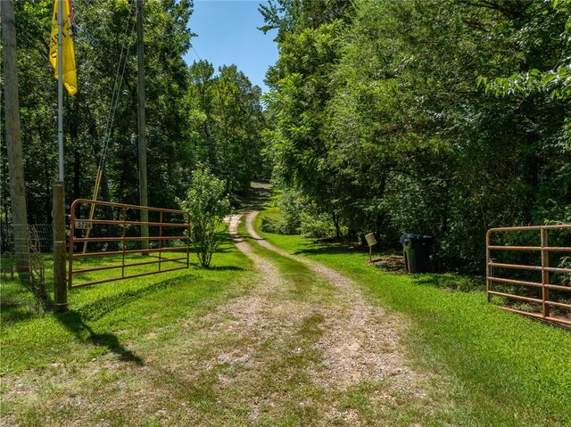 5724 County Road 3451, Clarksville, AR 72830