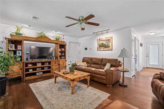 5724 County Road 3451, Clarksville, AR 72830