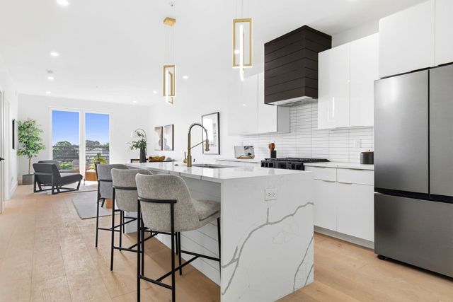 66 Mcgrath 311, Quincy, MA 02169