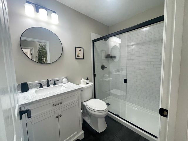 101 Charlotte Drive Drive, Mc Cormick, SC 29835