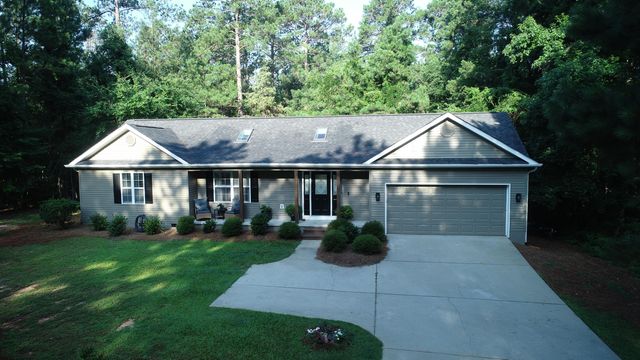 101 Charlotte Drive Drive, Mc Cormick, SC 29835