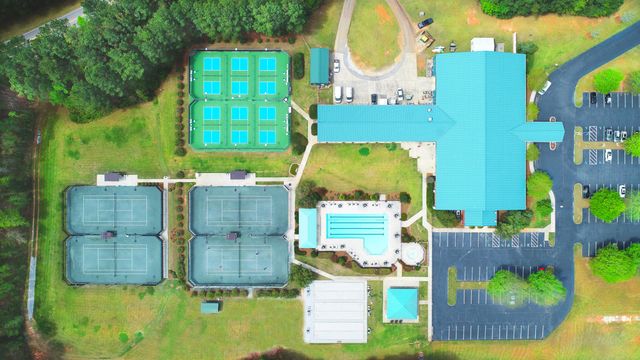 101 Charlotte Drive Drive, Mc Cormick, SC 29835