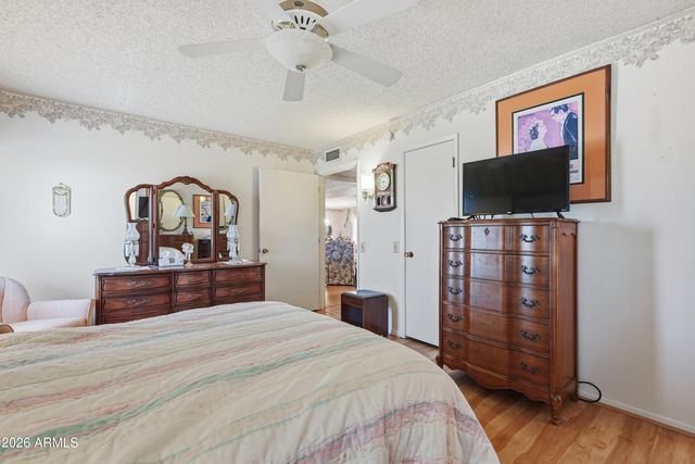 9807 W Mockingbird Drive, Sun City, AZ 85373