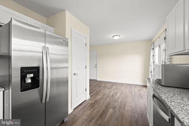 300 HANNAH LN, Bunker Hill, WV 25413