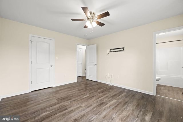 300 HANNAH LN, Bunker Hill, WV 25413