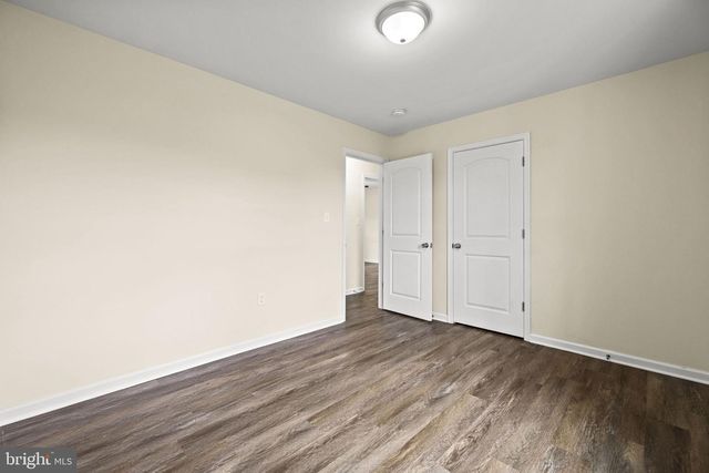300 HANNAH LN, Bunker Hill, WV 25413