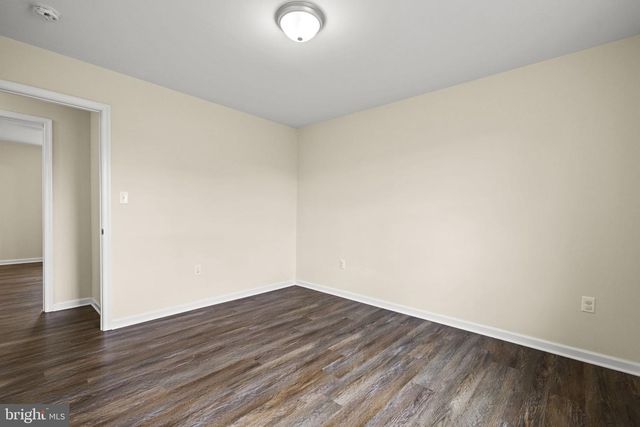 300 HANNAH LN, Bunker Hill, WV 25413