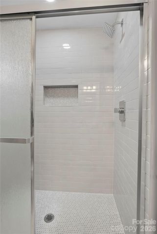 824 Kentberry Drive, Charlotte, NC 28214