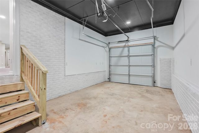 824 Kentberry Drive, Charlotte, NC 28214