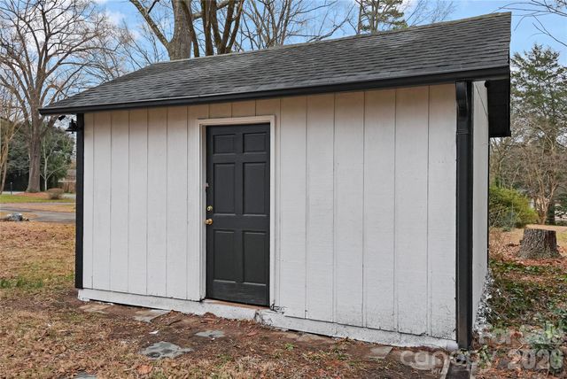 824 Kentberry Drive, Charlotte, NC 28214