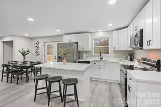 824 Kentberry Drive, Charlotte, NC 28214