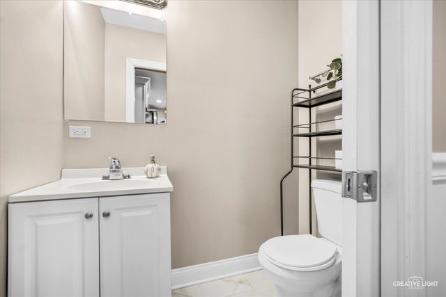 147 S Addison Street, Bensenville, IL 60106