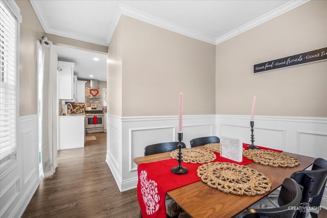 147 S Addison Street, Bensenville, IL 60106