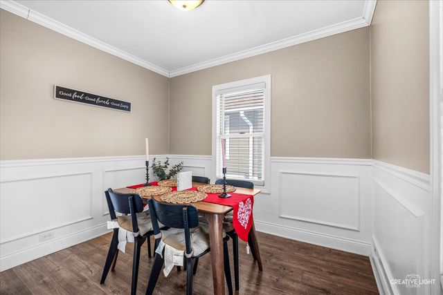 147 S Addison Street, Bensenville, IL 60106