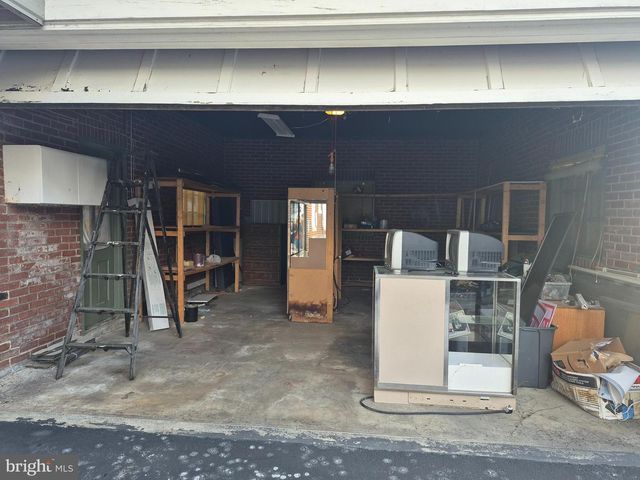 220 E MAIN ST, Palmyra, PA 17078