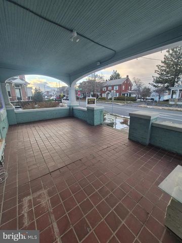 220 E MAIN ST, Palmyra, PA 17078