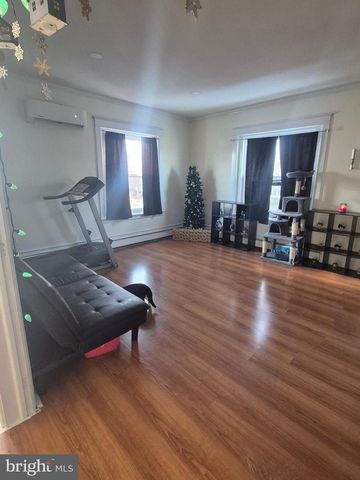 220 E MAIN ST, Palmyra, PA 17078