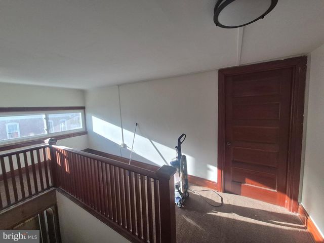 220 E MAIN ST, Palmyra, PA 17078