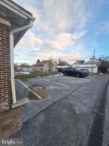 220 E MAIN ST, Palmyra, PA 17078