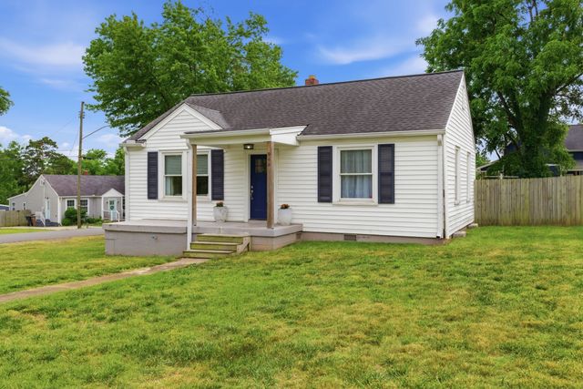 944 Chickasaw Ave, Nashville, TN 37207