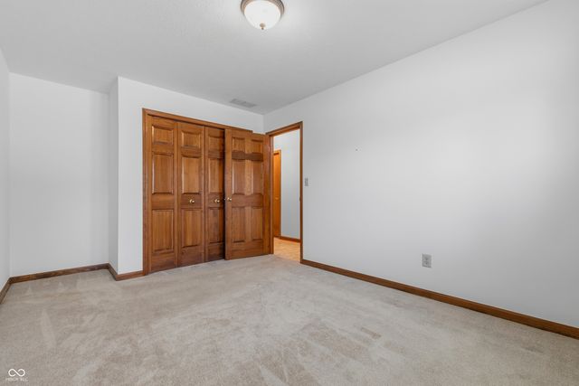 737 Cottage Lane, Greenwood, IN 46143