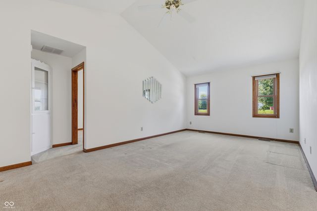 737 Cottage Lane, Greenwood, IN 46143