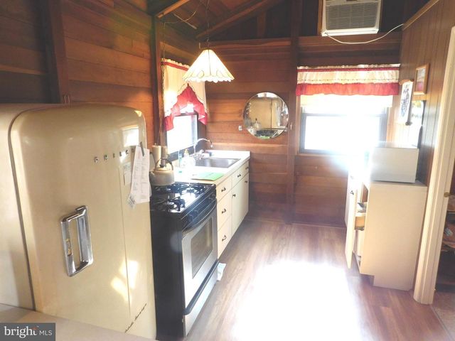 200 LOWER STONE MOUNTAIN ROAD, Belleville, PA 17004