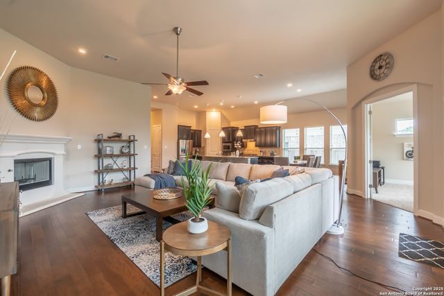 11617 Cypress Barn, Schertz, TX 78154