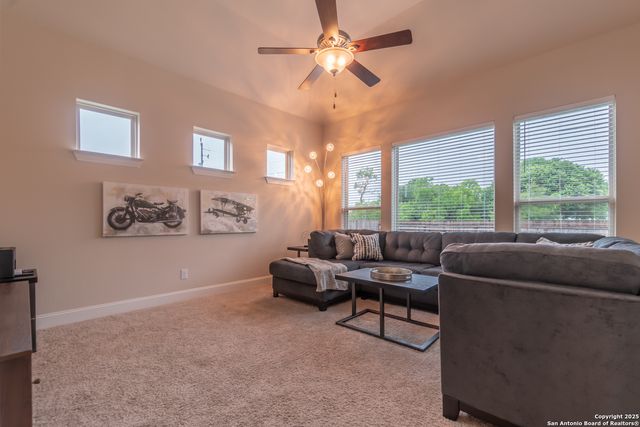 11617 Cypress Barn, Schertz, TX 78154