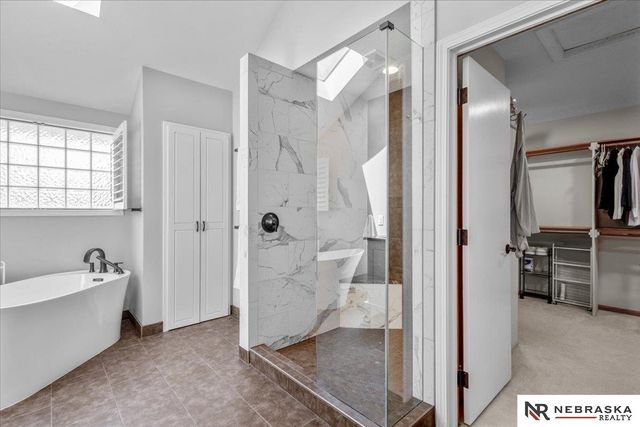 913 Woodland Avenue, Papillion, NE 68046