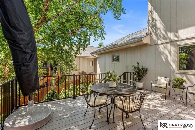 913 Woodland Avenue, Papillion, NE 68046